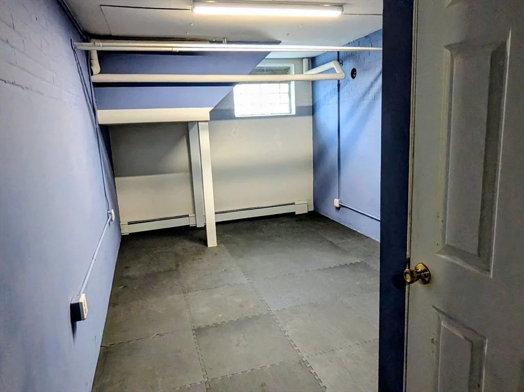 Photo of Unit D at 21 Elm Rd