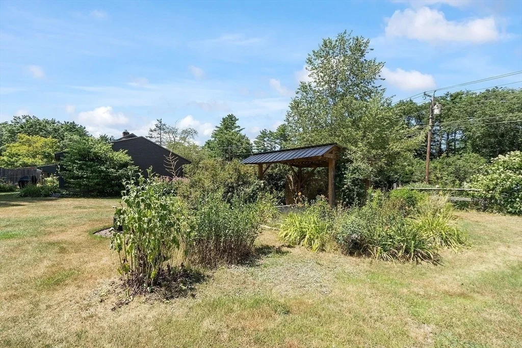 Photo of 31 Pinedale Rd