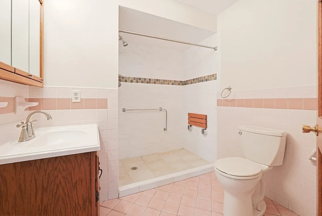 Photo of 63 Eddy St.