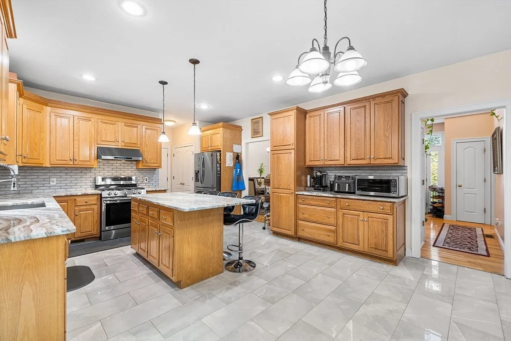 Photo of 71 Bay Path Rd