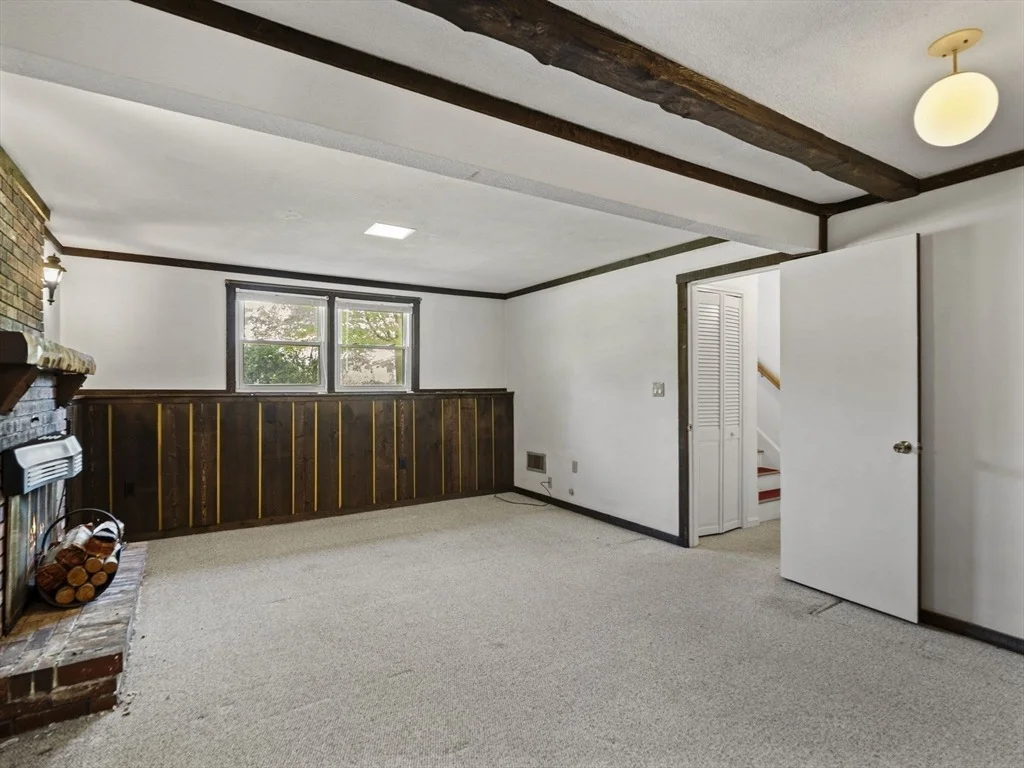 Photo of 320 Pleasant St.