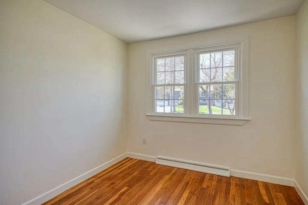 Photo of 48 Pinecrest Rd