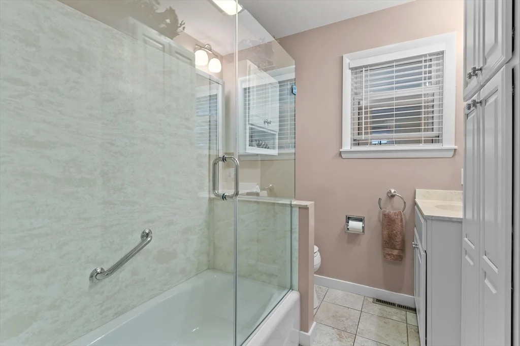 Photo of 19 Goldsmith Ave