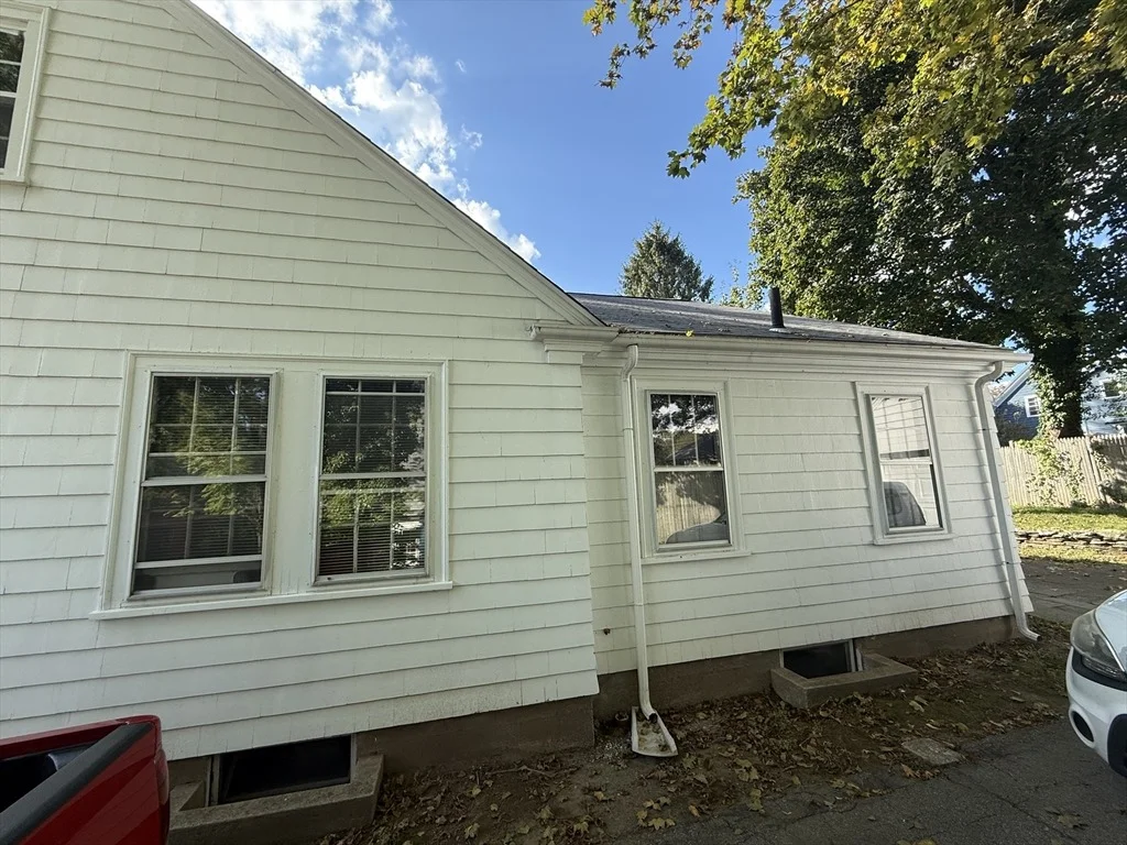 Photo of 60 Upland Rd
