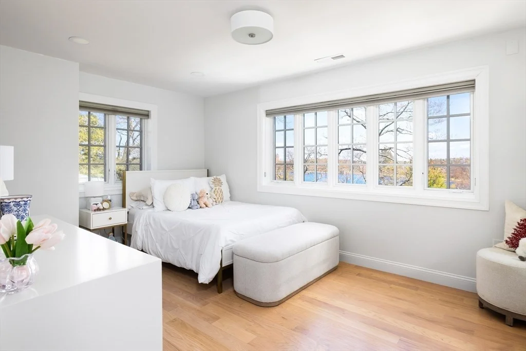 Photo of 124 Chestnut Hill Rd