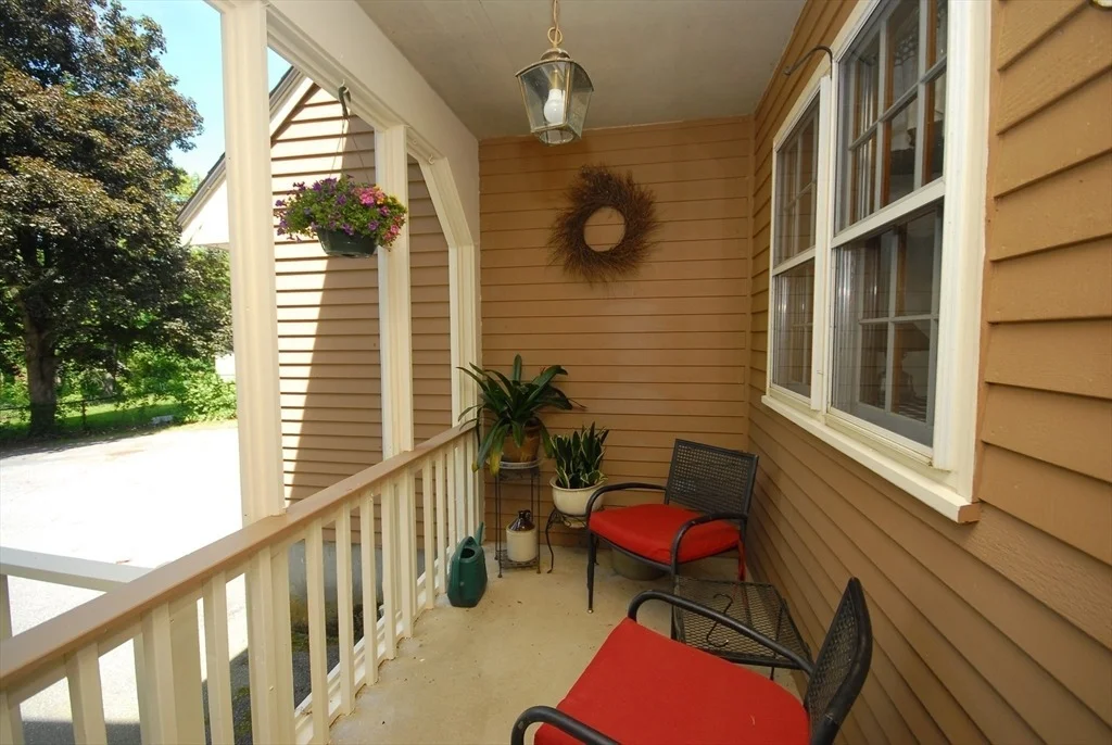Photo of 7 Country Ln
