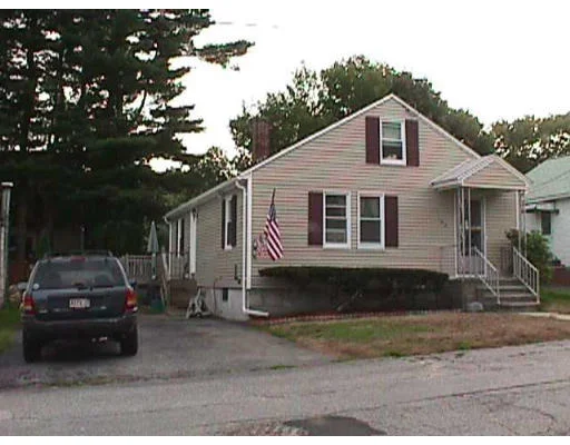 Photo of 168 Dracut St.