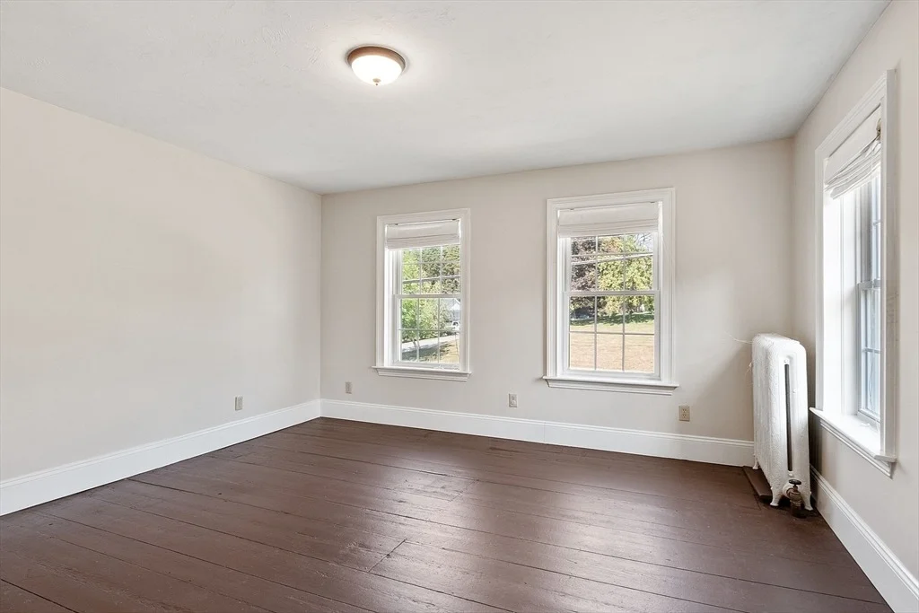 Photo of 64 Central St