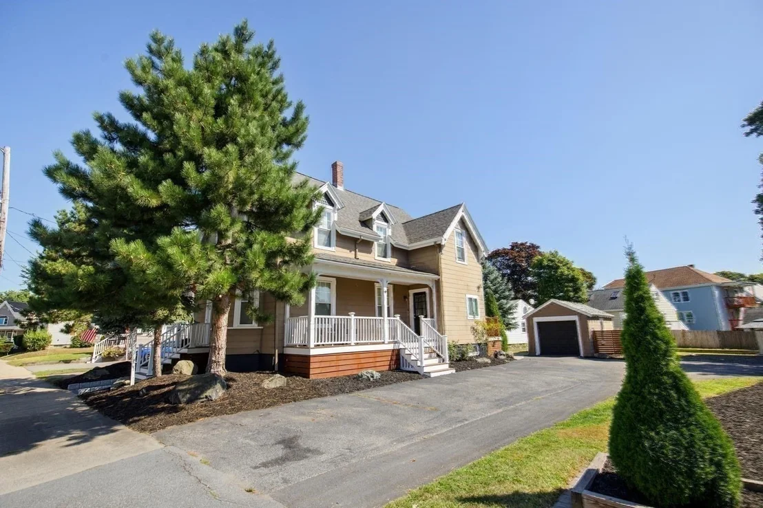 Photo of 108 Maple St