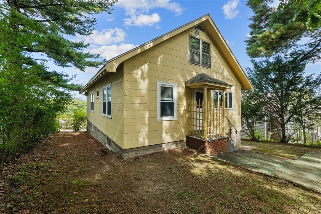 Photo of 59 Riverview Rd