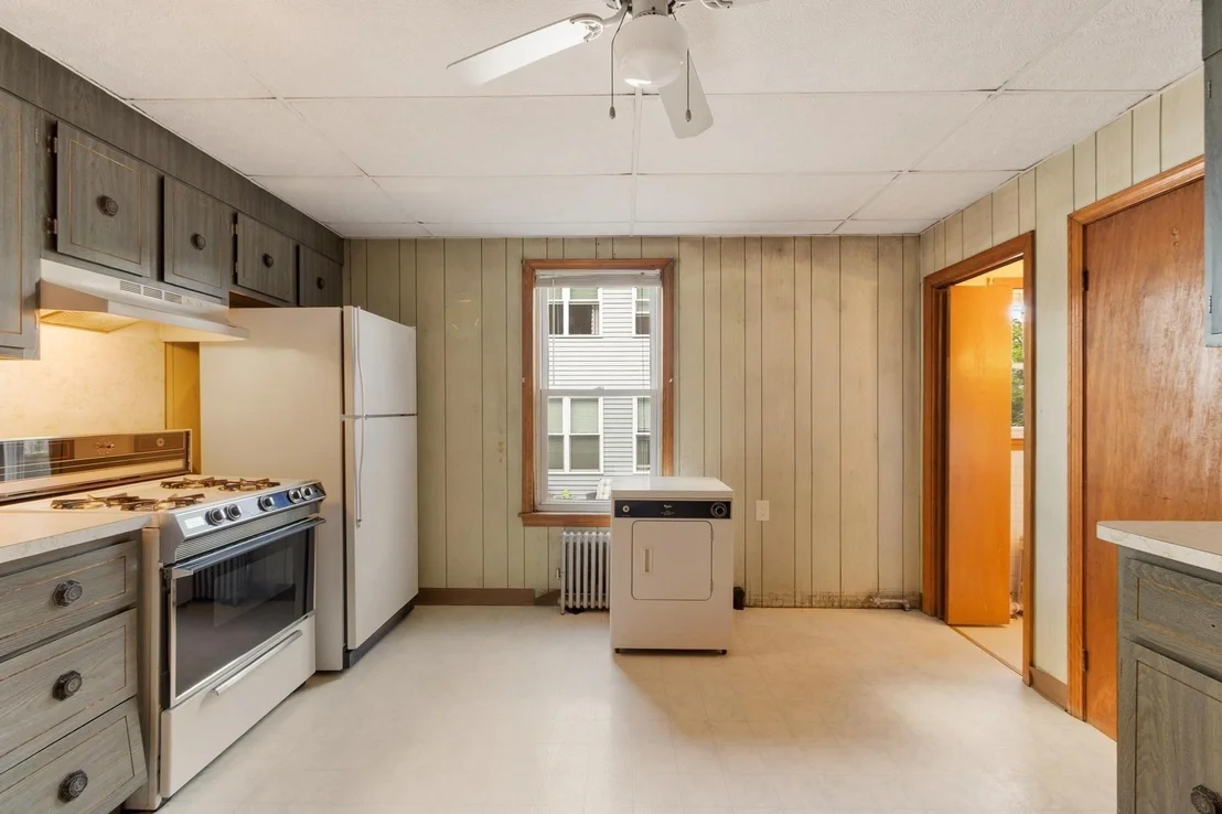 Photo of 352 Stackpole Street