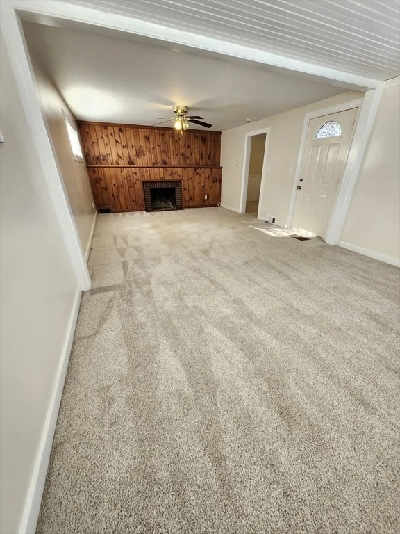 Photo of 16 Hough Rd