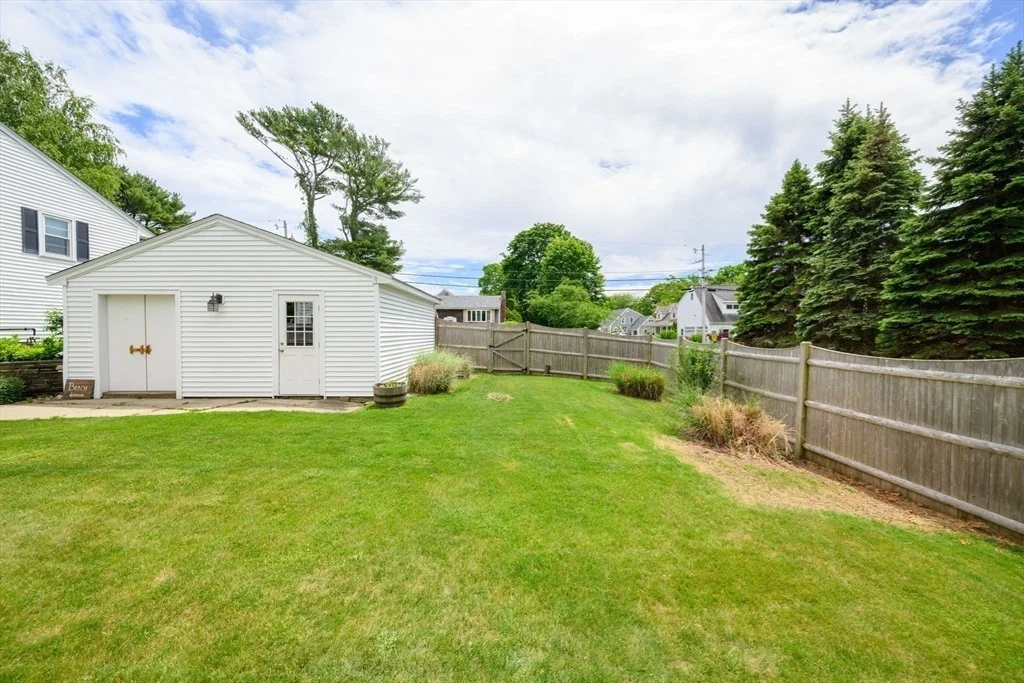 Photo of 90 Holly Rd