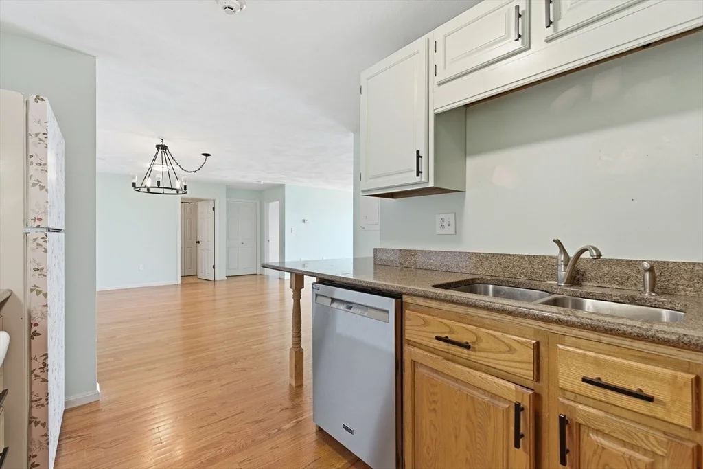 Photo of Unit 404 at 39 Parlin St