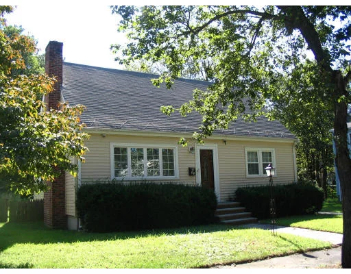 Photo of 25 Endicott Road