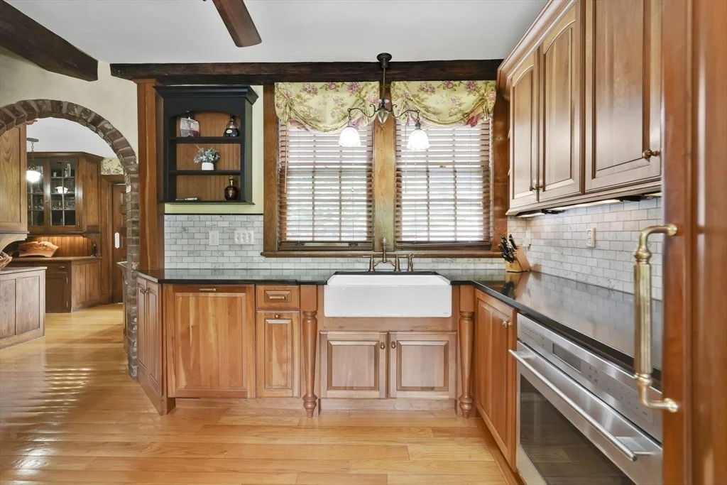 Photo of 135 Forest Glen Rd