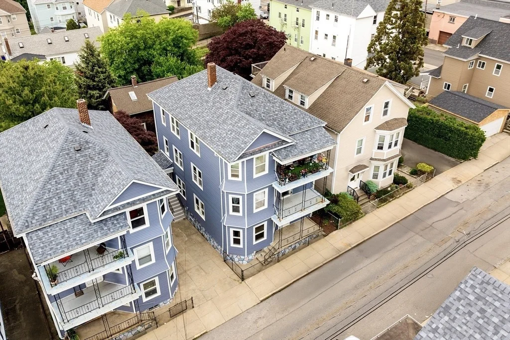 Photo of 570 William Street