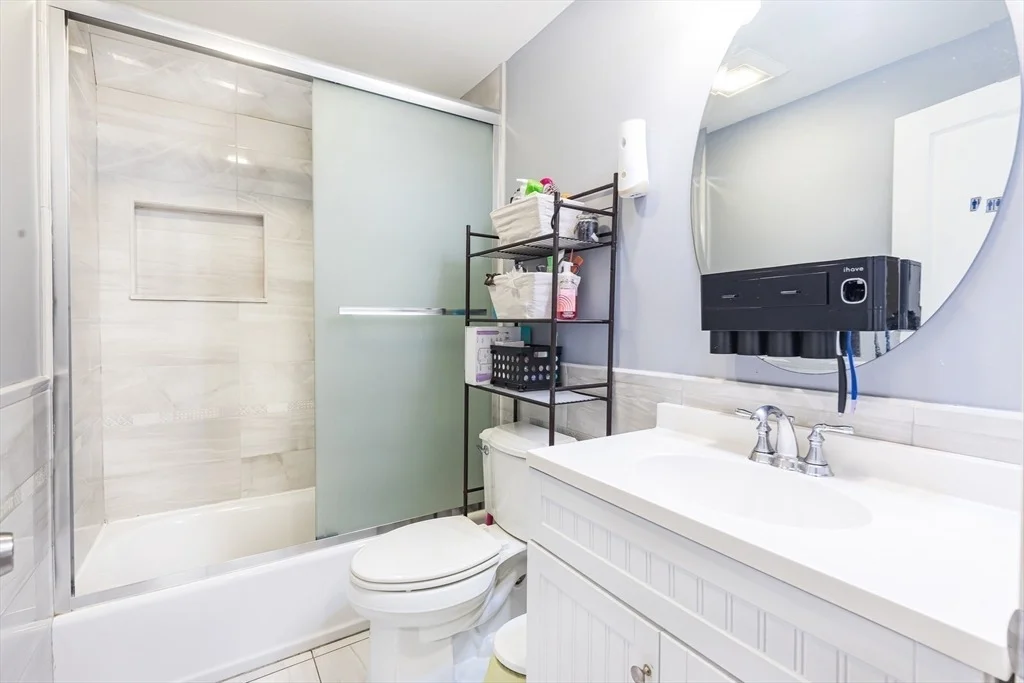 Photo of 12 Warren Pl