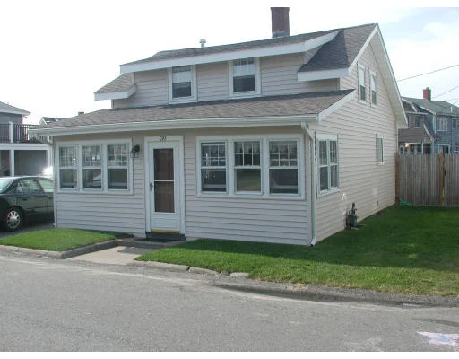 Photo of 30 13th Road