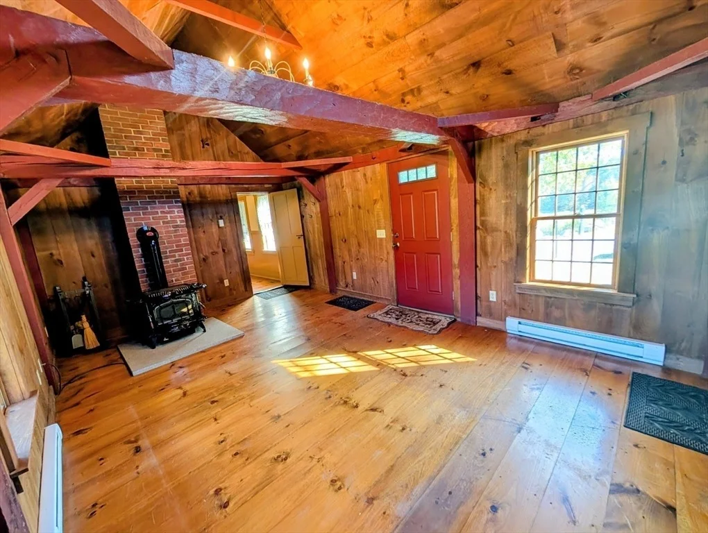 Photo of 216 Brookfield Rd