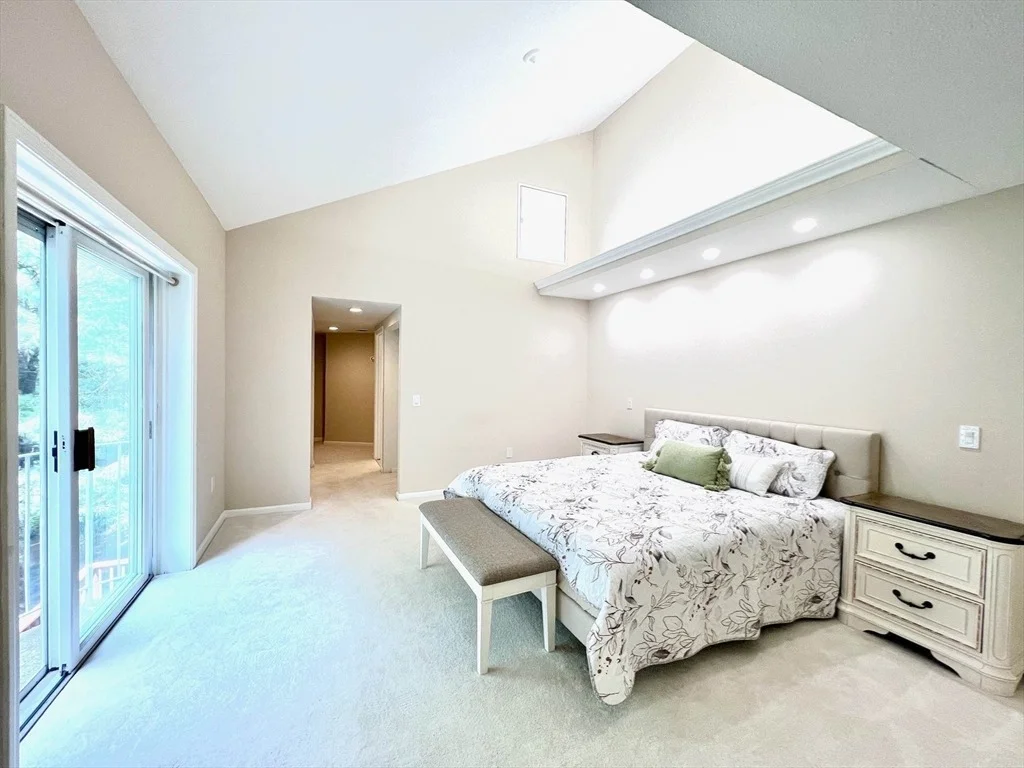Photo of Unit 194 at 194 Captain Eames Cir