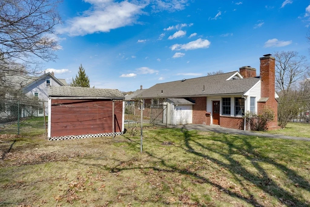 Photo of 1488 Concord St