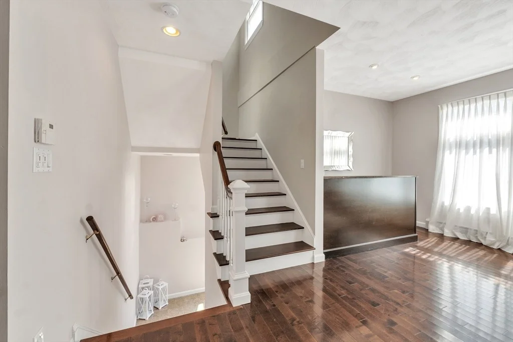 Photo of 14 Pleasant View Ave