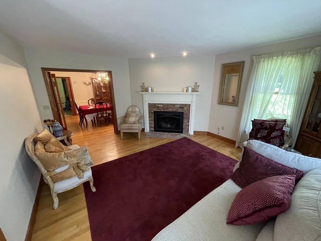 Photo of 10 Crowningshield  Drive