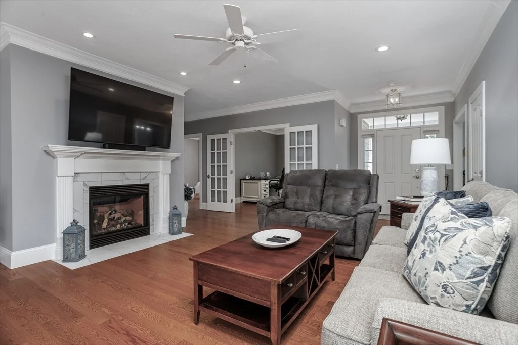 Photo of 150 Nicholas Dr