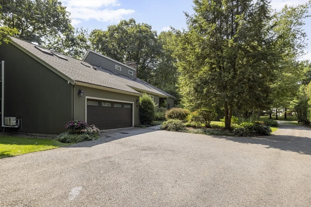Photo of 55 Solomon Pierce Road