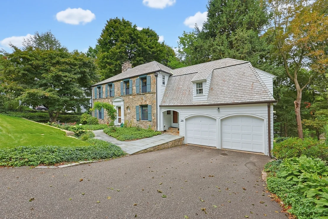 Photo of 28 Drury Ln