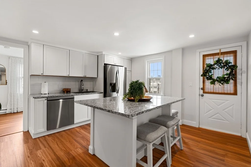 Photo of Unit 3A at 40 Middle Street