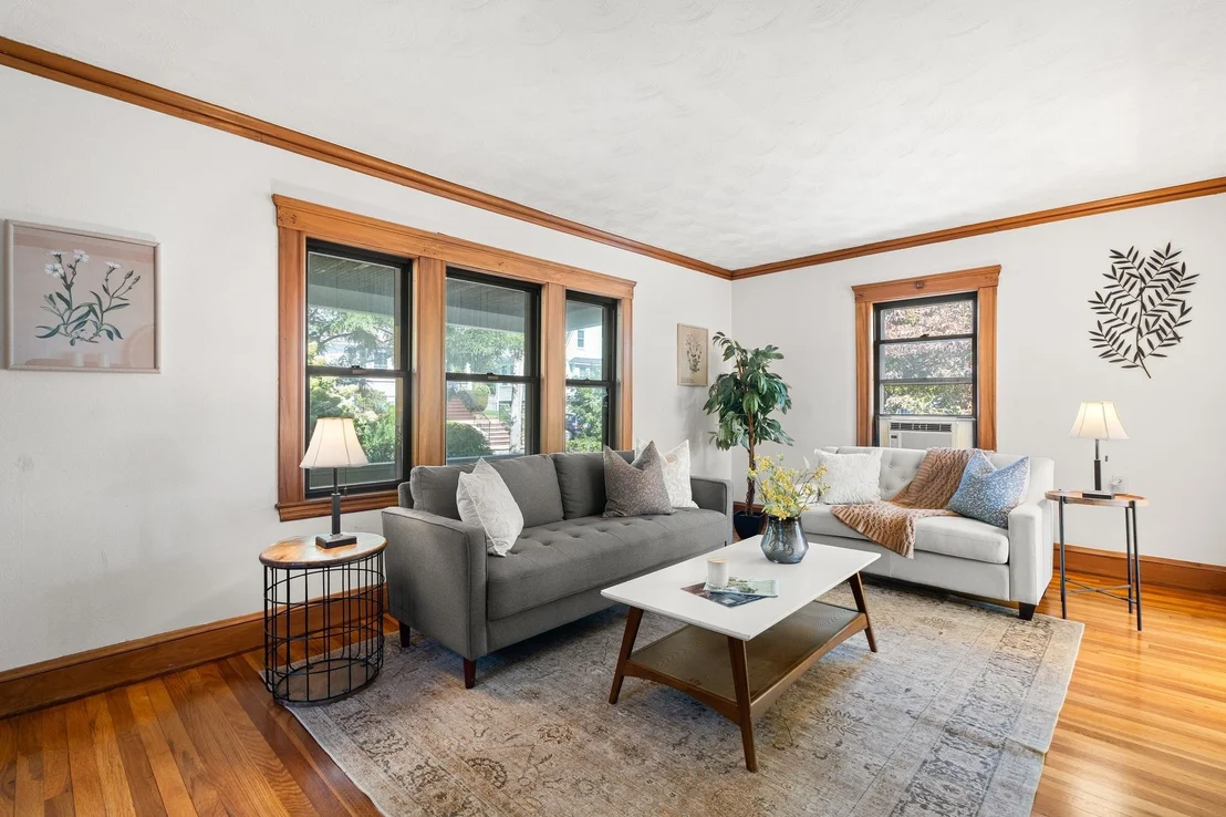 Photo of 152 Mount Vernon St
