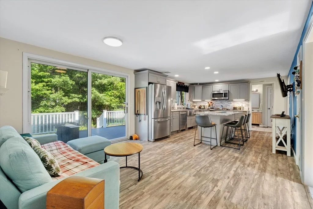 Photo of 20 Ortolani Cir