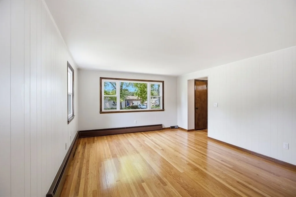 Photo of 142 Olko Circle