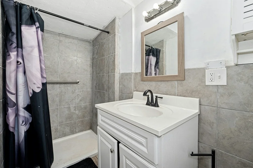Photo of 152 Beaverbrook Pkwy