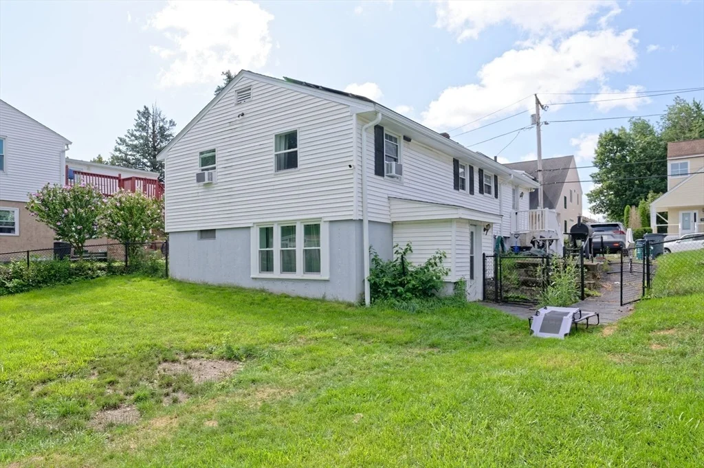 Photo of 799 Franklin St