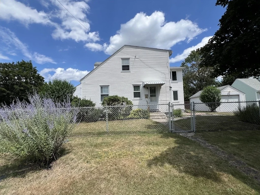 Photo of 1715 Carew Street