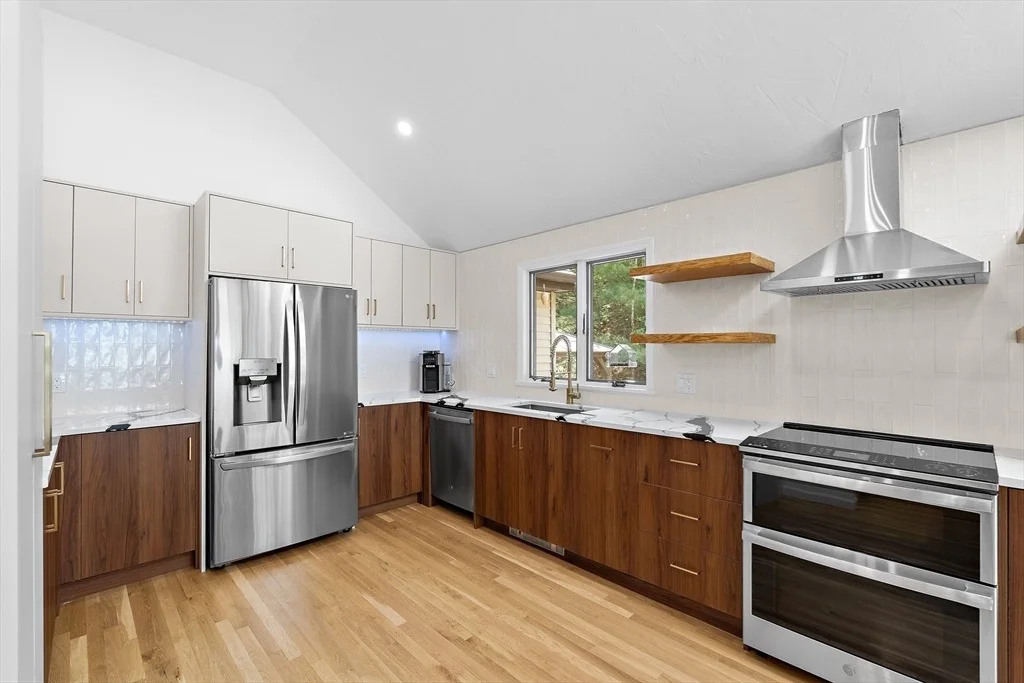 Photo of 25 Dexter Rd