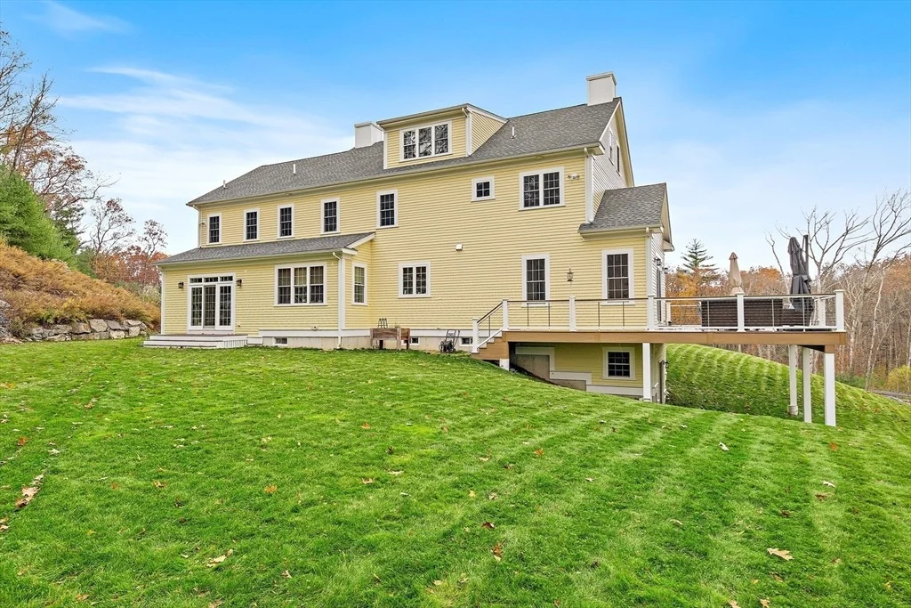 Photo of 25 Old Stone Cir