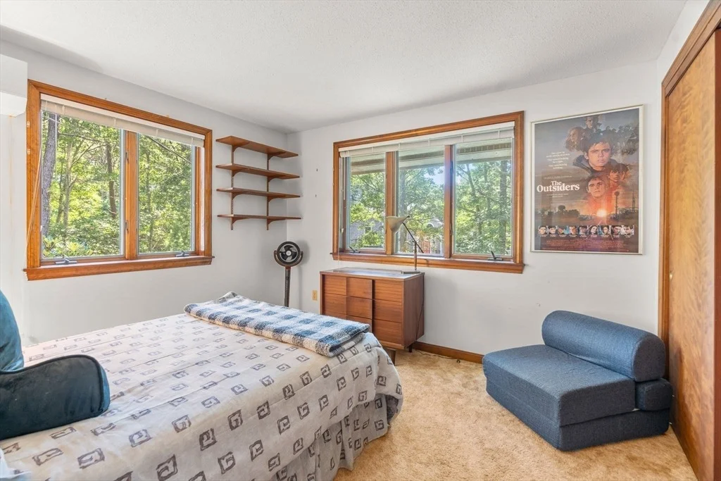 Photo of 679 Poponessett Road