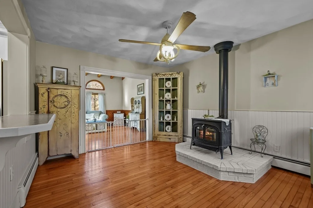 Photo of 22 Summer Dr