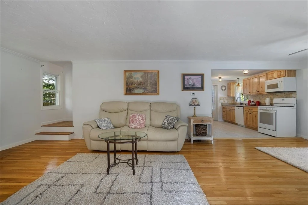 Photo of 42 Beechwood Dr
