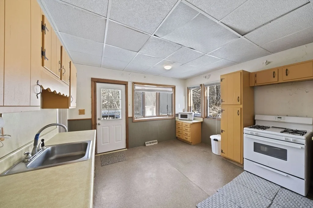 Photo of 535 Webster Street