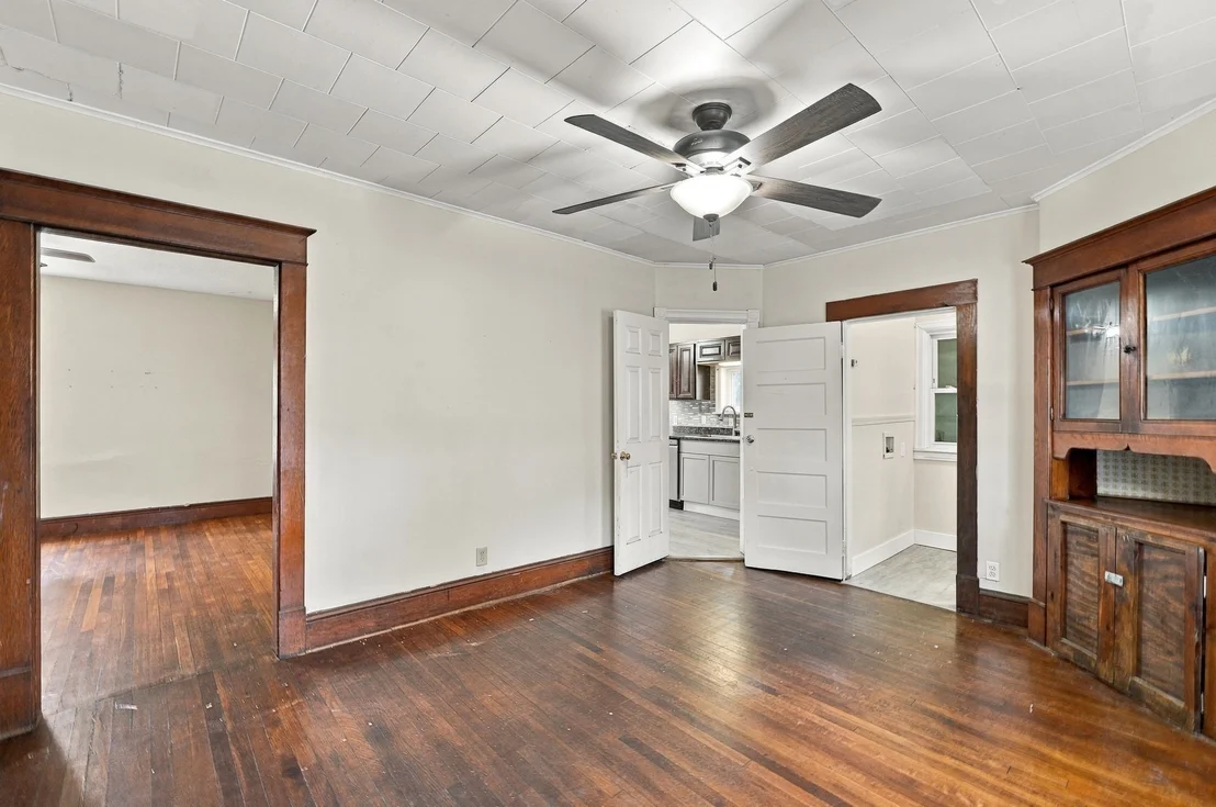 Photo of 132 Gilbert Ave