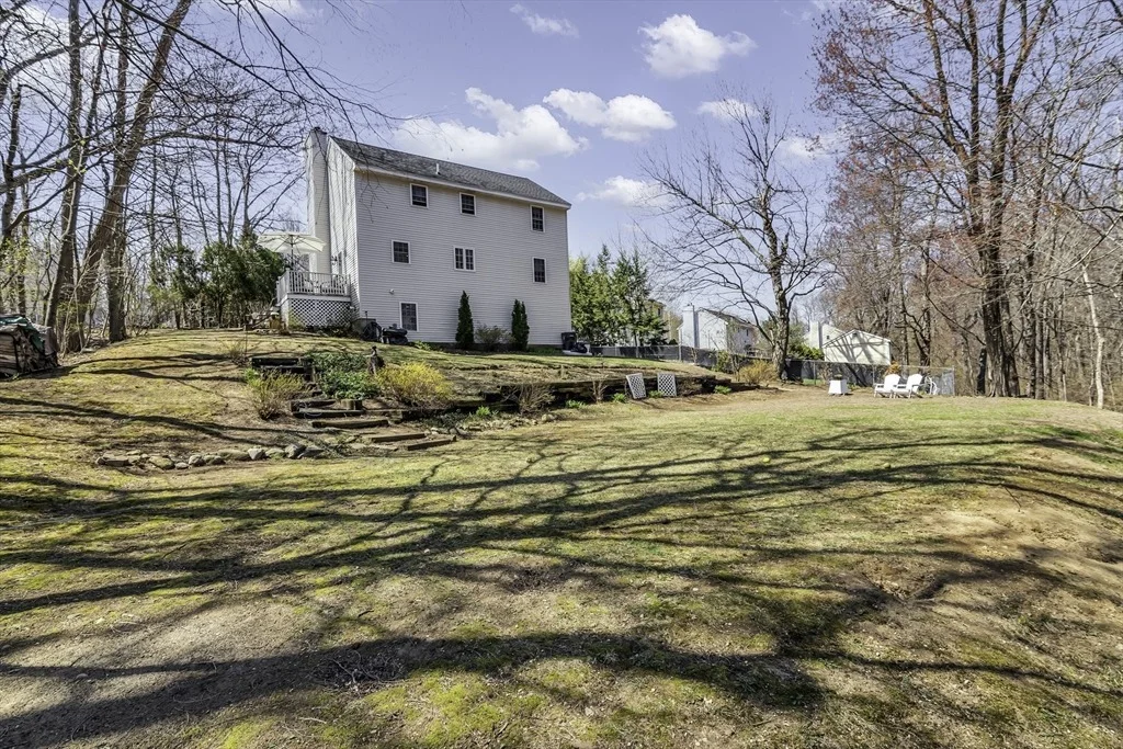 Photo of 7 Bowdoin Dr