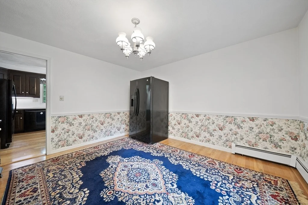 Photo of 8 Lillian Dr