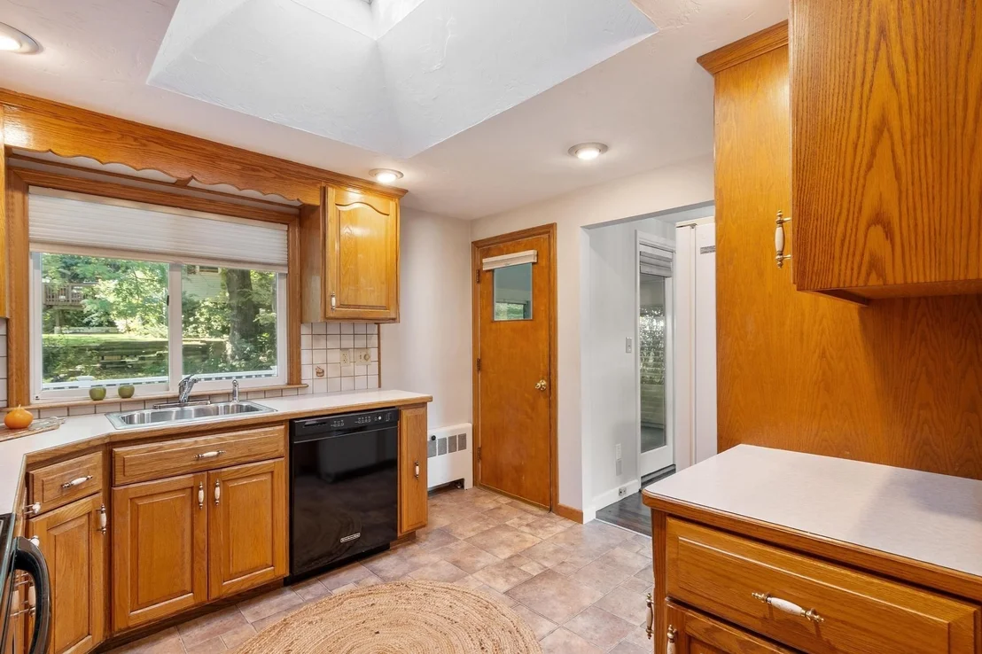 Photo of 1 Standish Road