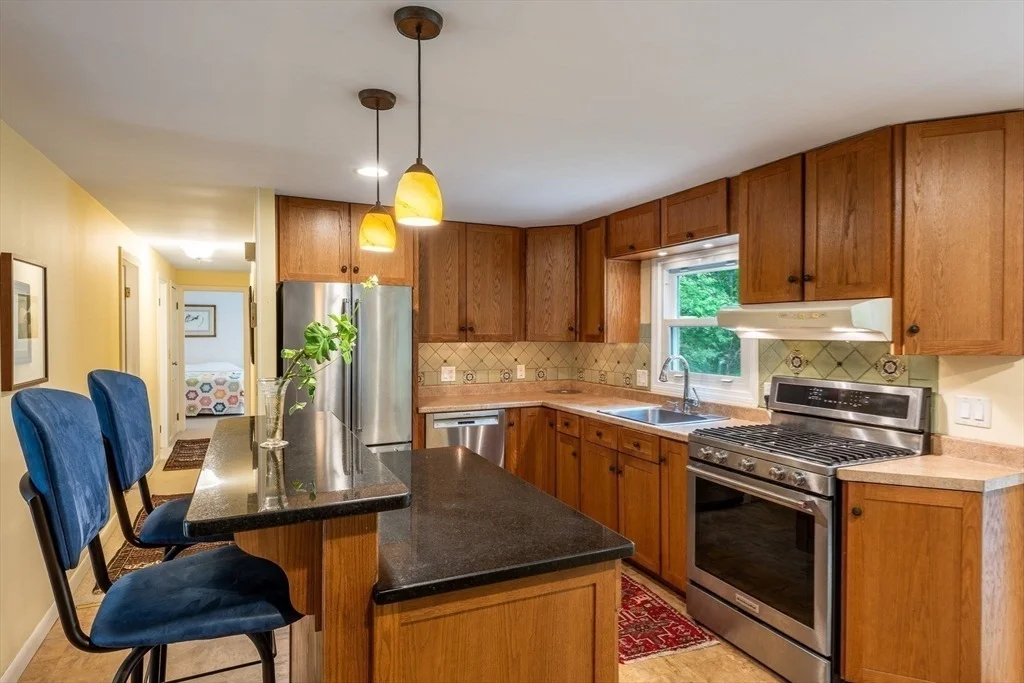 Photo of 54 Deepwoods Dr