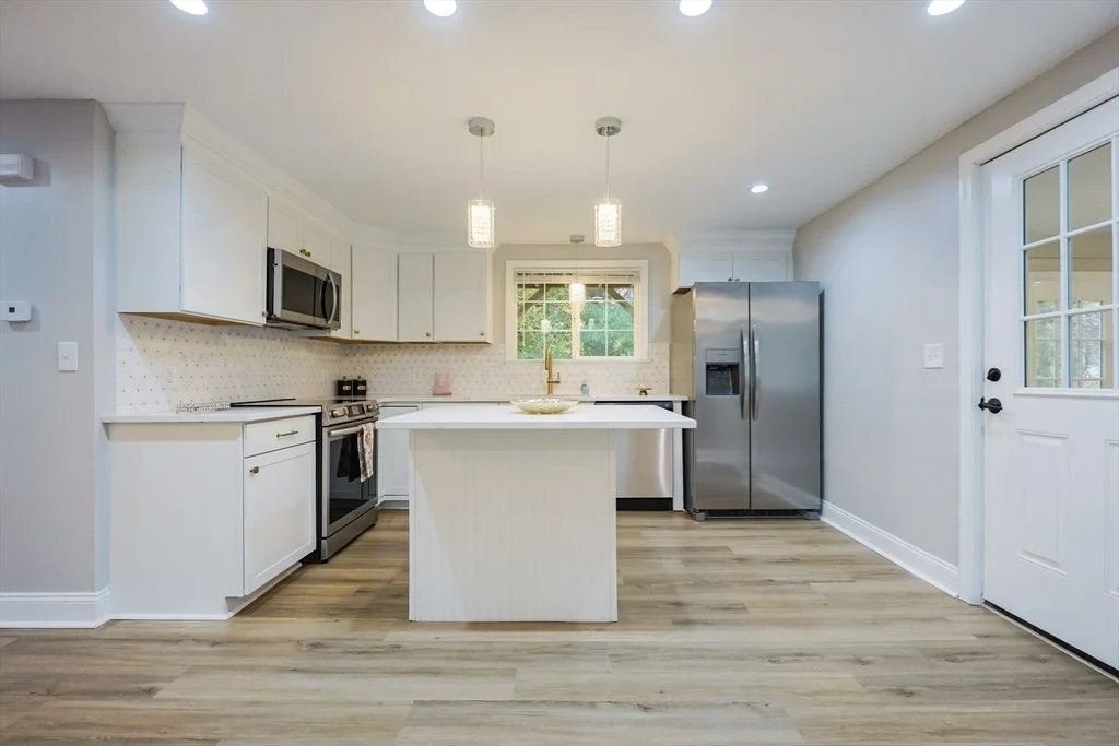 Photo of 66 Oak St